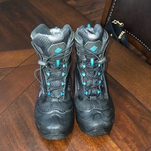 Columbia boys winter boots